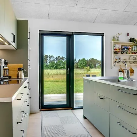 Stunning In With 4 Bedrooms And Wifi